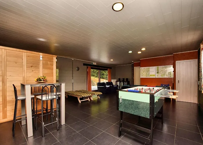 Hillside Family 펜션 더뷔