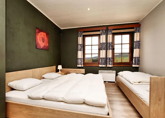 Hillside Family 펜션 *